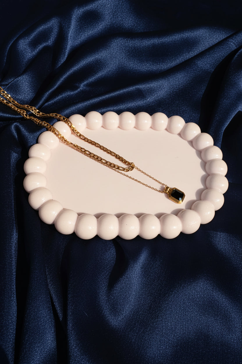 Double layered chain with black stone