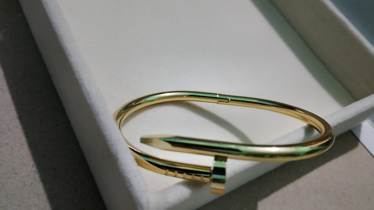 18k Gold Plated Nail bracelet for woman and girls