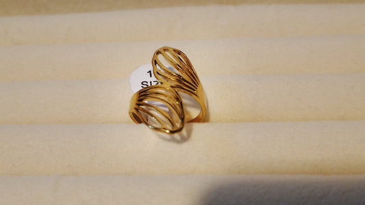 YQ Golden Bloom Ring