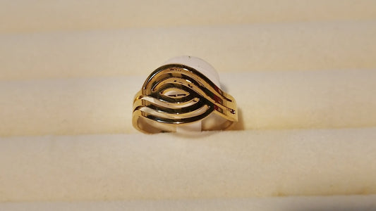 YQ Golden Eye Ring