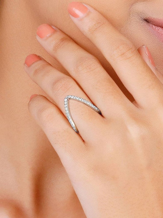 YQ Silver V Shaped Ring 💍