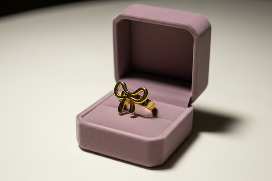 Elegant Bow Design Adjustable Finger Ring